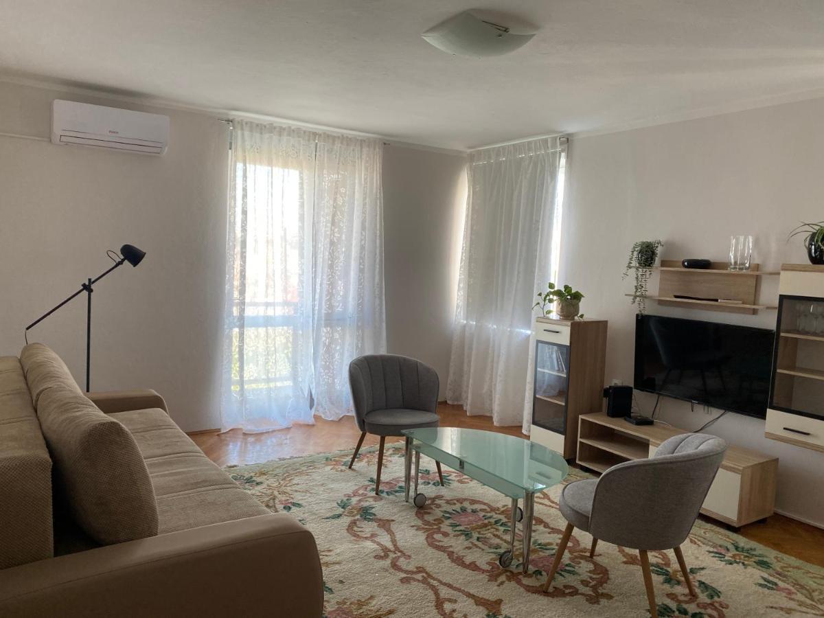 קארלובץ Apartman Colapis- Self Check In, Free Parking, Premium Location! מראה חיצוני תמונה